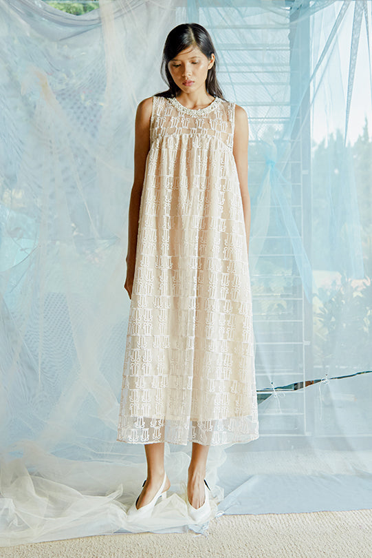 Tekat Dress No. 5 in Creme