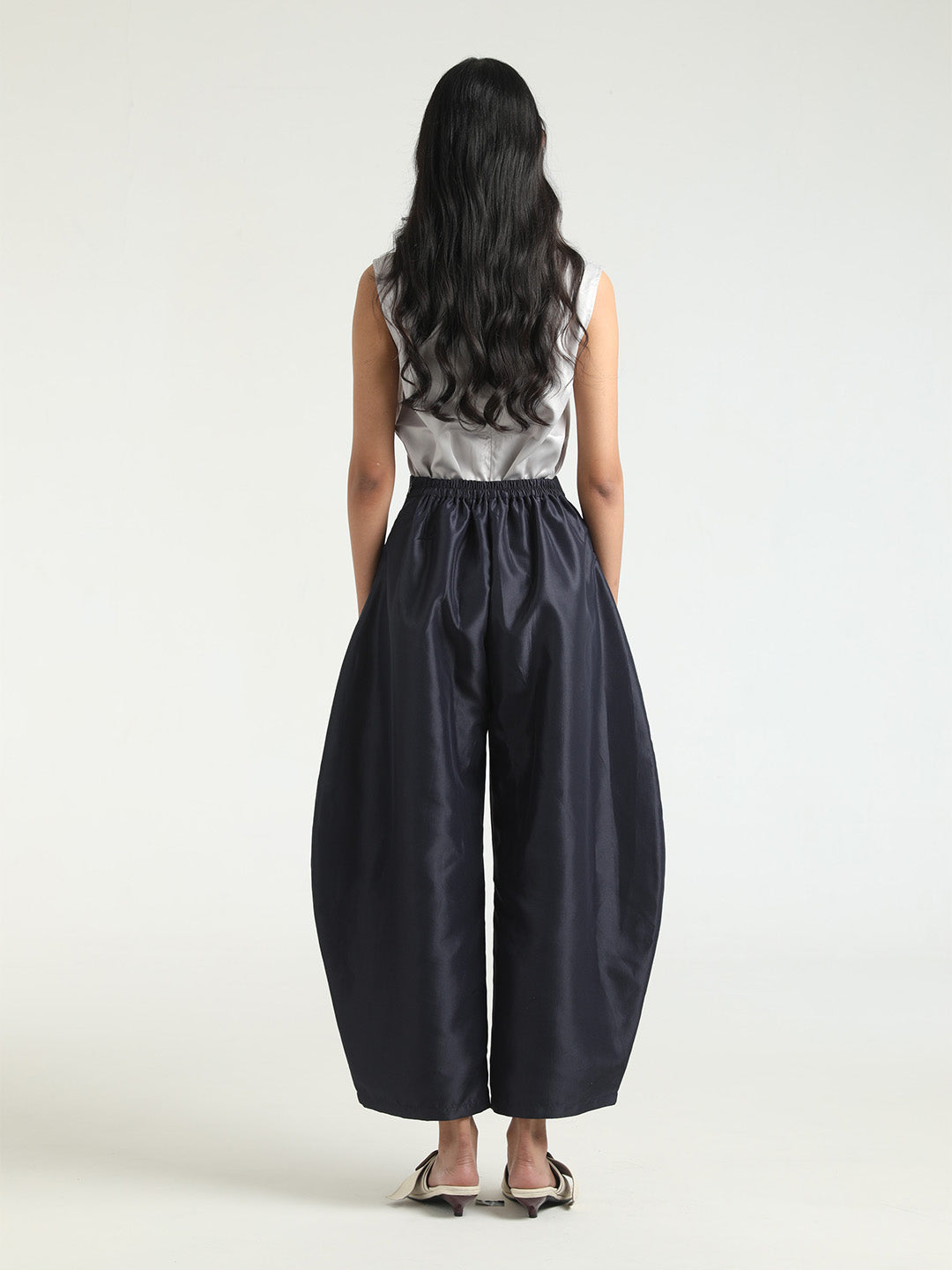 Djani Balloon Pants in Navy Blue