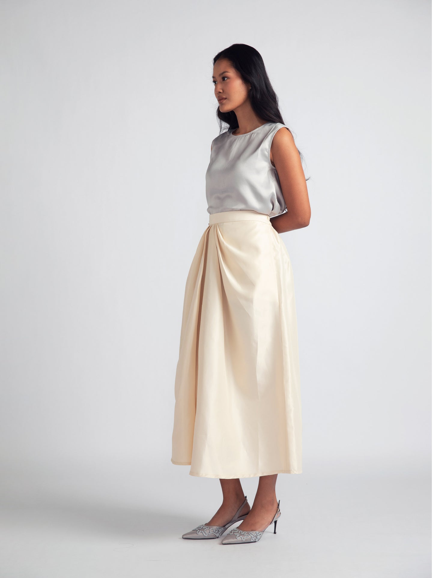 Djani Gather Skirt in Creme