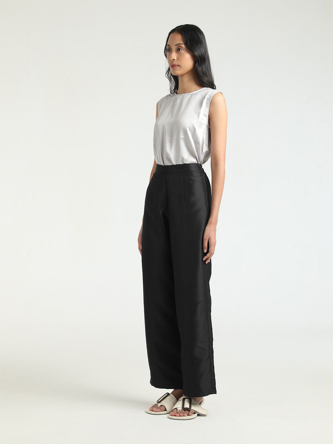 Djani Satin Pants in Black