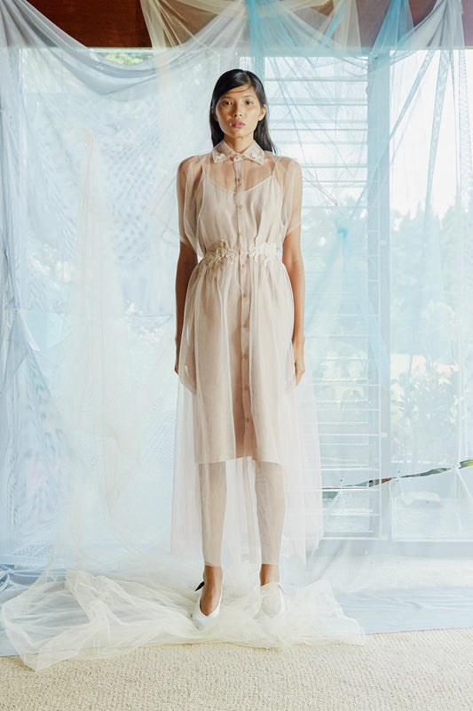 Tekat Dress No. 7 in Creme